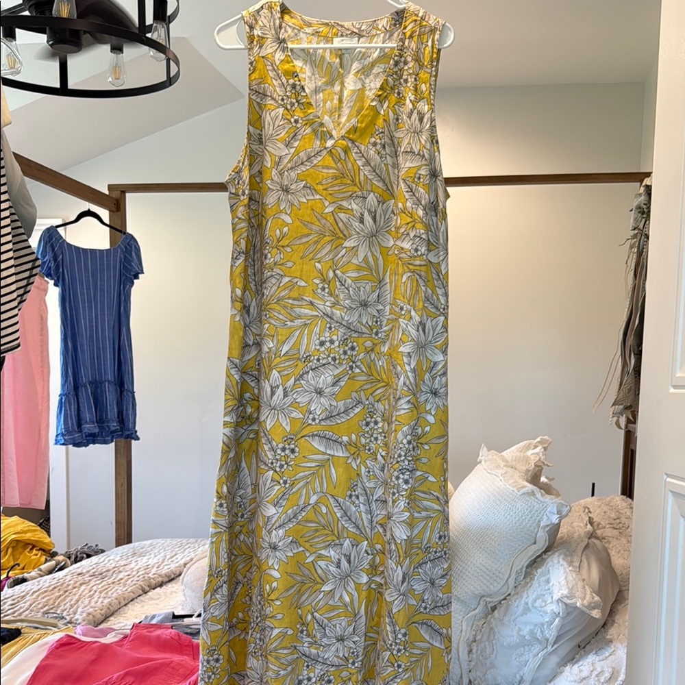 Floral Yellow and black linen Dress! I have had so many compliments!